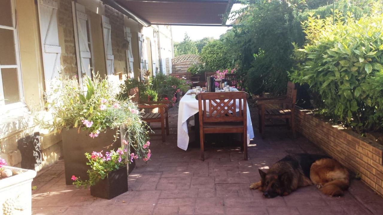 Bed and Breakfast La Ferme De Saint Julien Charleville-Mézières Esterno foto